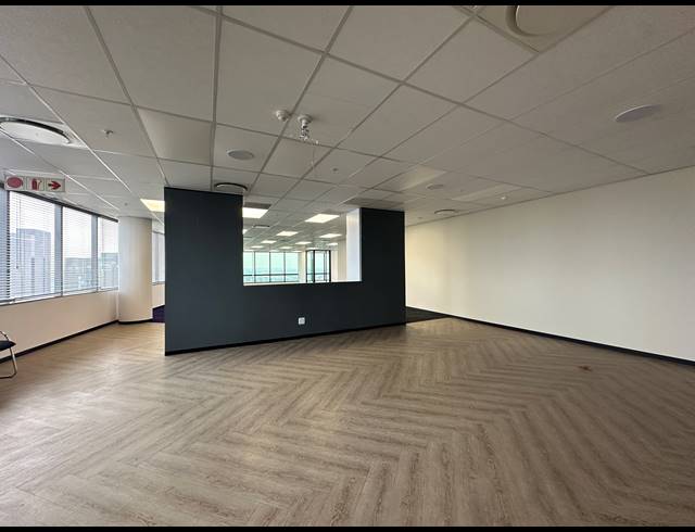 300M² OFFICE TO LET IN SANDTON CENTRAL
